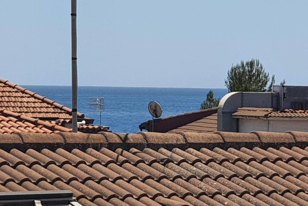 Апартаменты Sicilia, Mansarda Le Due Terrazze Маскали Экстерьер фото